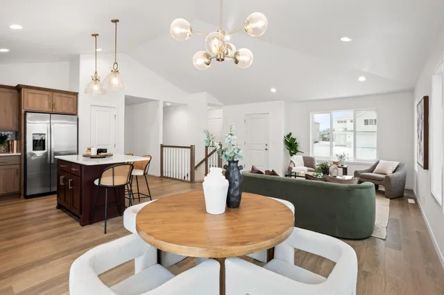 $429,900 | 6669 Belding Drive South, Fargo, ND 58104