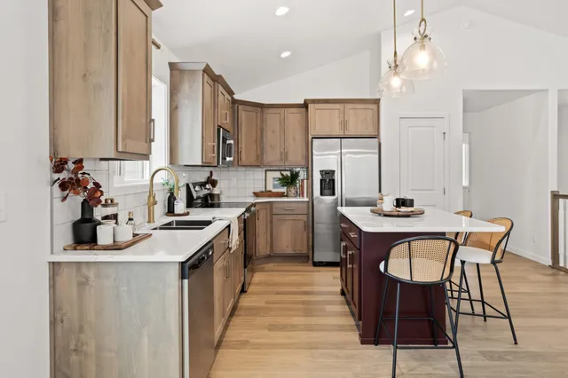 $429,900 | 6669 Belding Drive South, Fargo, ND 58104