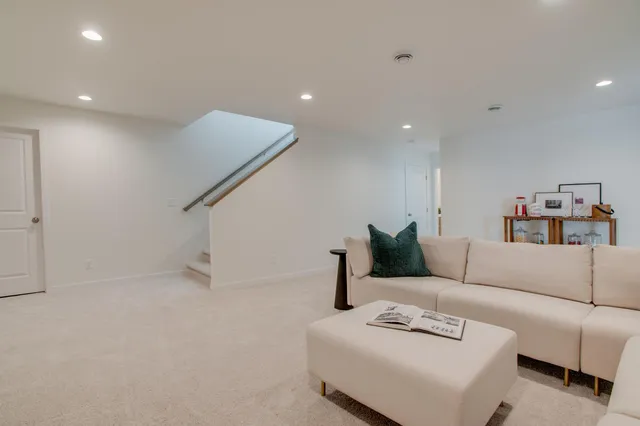 $429,900 | 6669 Belding Drive South, Fargo, ND 58104