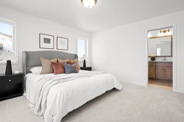 $429,900 | 6669 Belding Drive South, Fargo, ND 58104