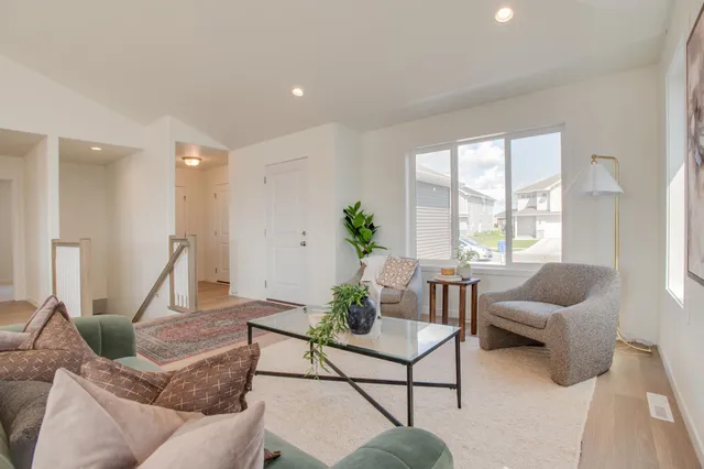 $429,900 | 6669 Belding Drive South, Fargo, ND 58104