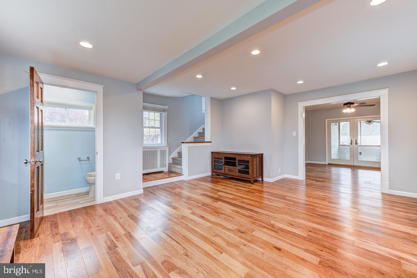 21 Ellis Road Willow Grove, PA 19090 - Photo 10 of 19 Gallery Image 10