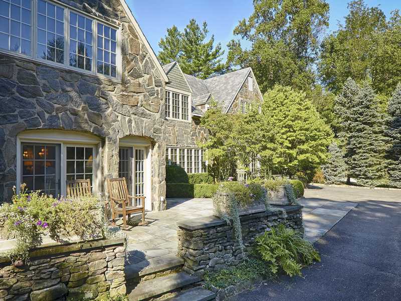 44 Glenville Road Greenwich, CT 06831 - Photo 17 of 25