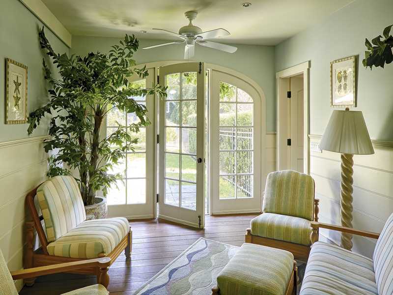 44 Glenville Road Greenwich, CT 06831 - Photo 20 of 25 a living room with furniture and a window