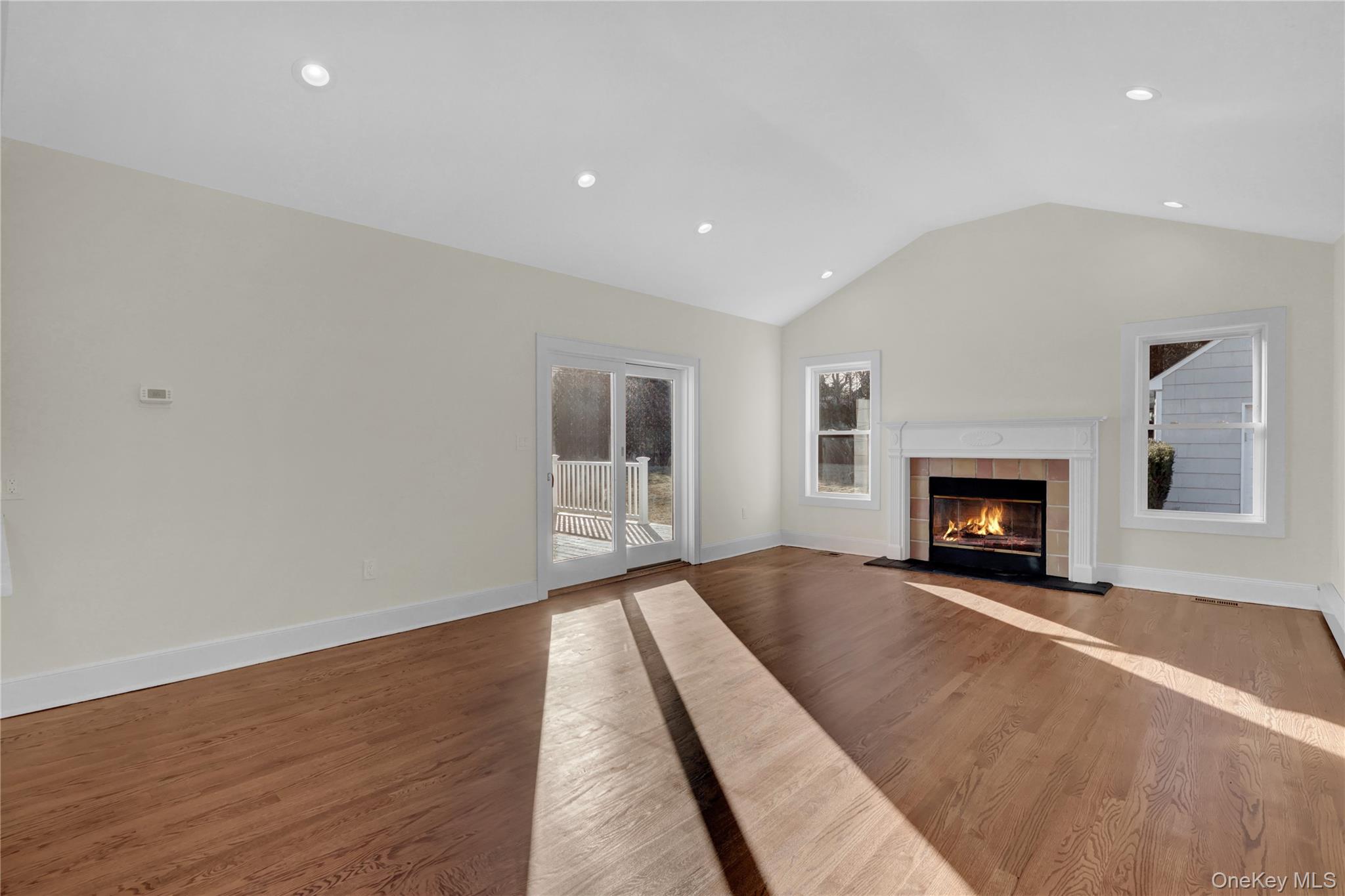 283 West Neck Road Huntington, NY 11743 - Photo 11 of 31