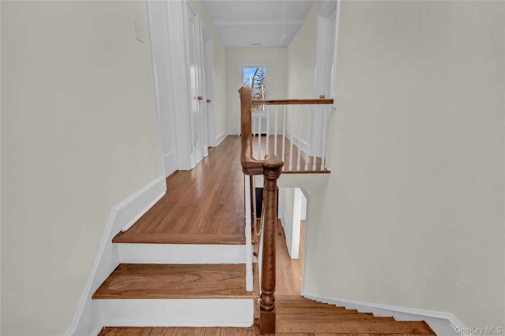 283 West Neck Road Huntington, NY 11743 - Photo 17 of 31