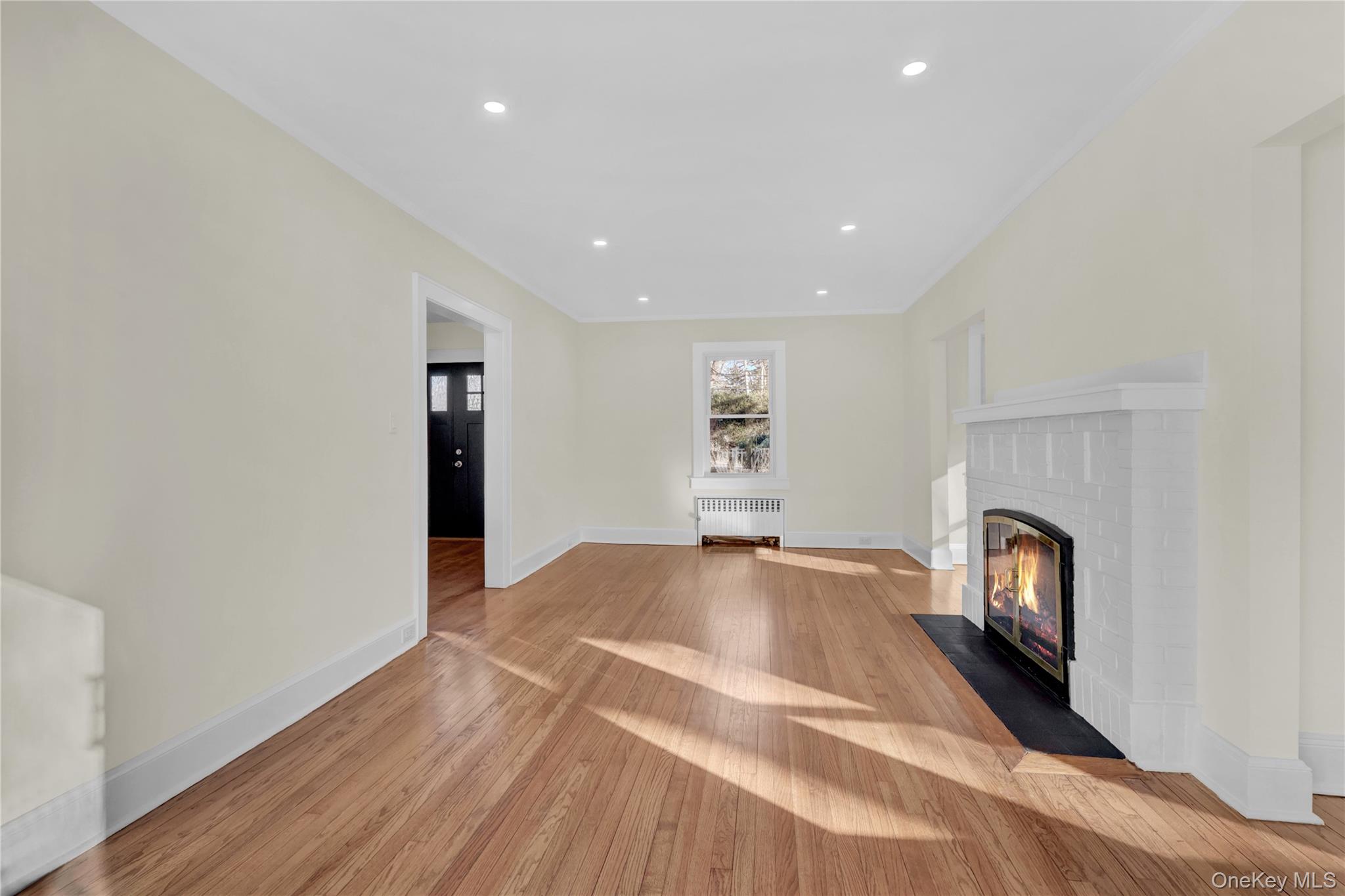 283 West Neck Road Huntington, NY 11743 - Photo 8 of 31