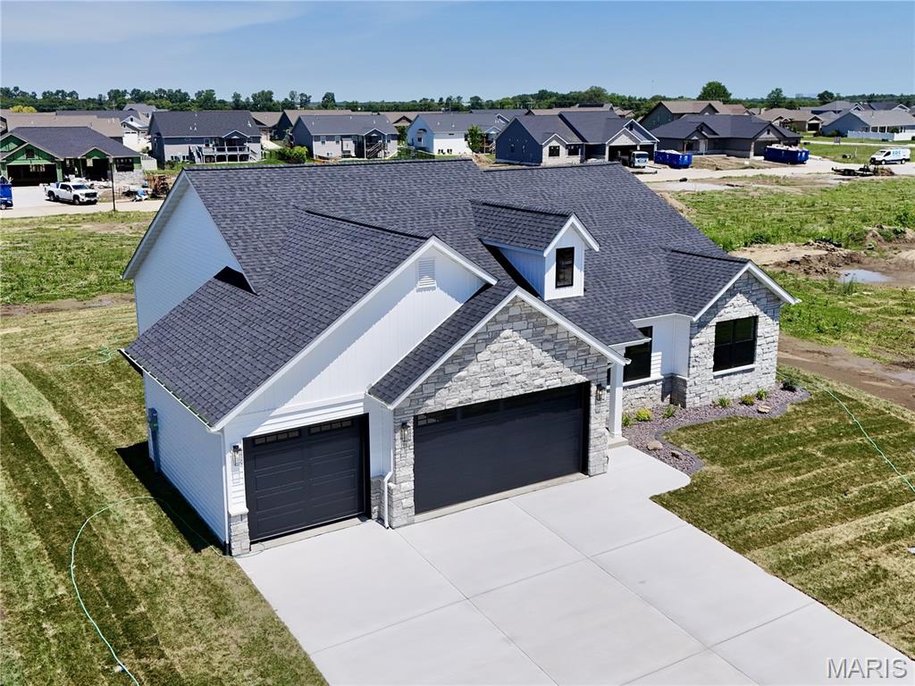 308 Rumsfeld Drive Troy, IL 62294 - Photo 3 of 99