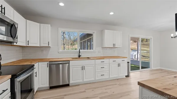 $375,000 | 31851 Georgia Road, Gravois Mills, MO 65037