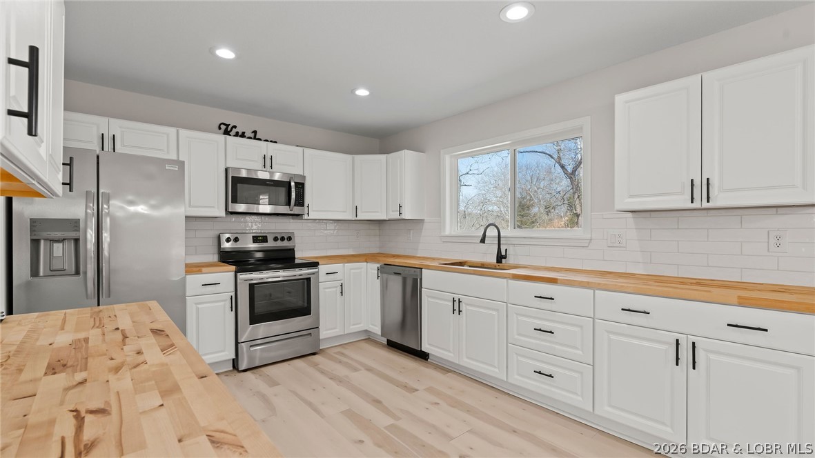 31851 Georgia Road Gravois Mills, MO 65037 - Photo 8 of 62 Modern kitchen