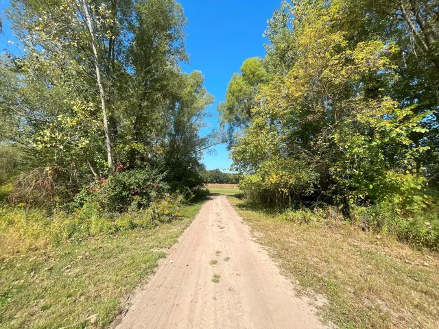 $975,000 | 5073 Coit Avenue Northeast, Grand Rapids, MI 49525