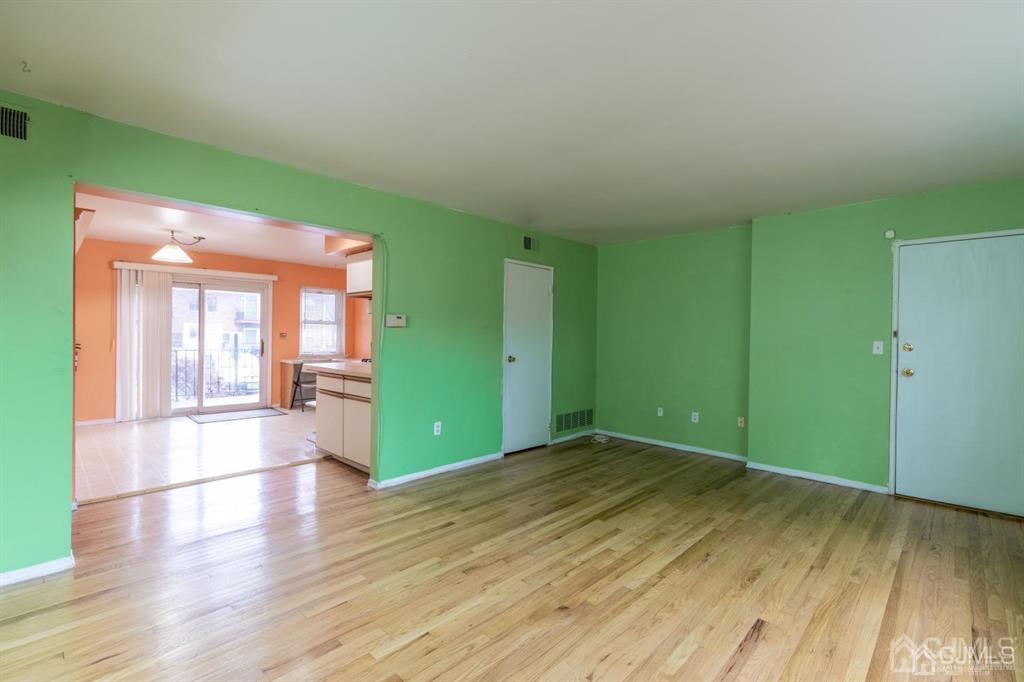 182 Evergreen Road, Unit 9A Edison, NJ 08837 - Photo 8 of 14 Gallery Image 8