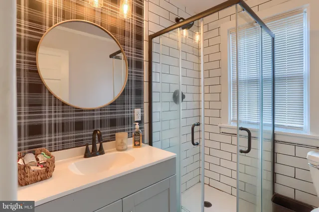 $319,900 | 324 East Areba Avenue, Hershey, PA 17033