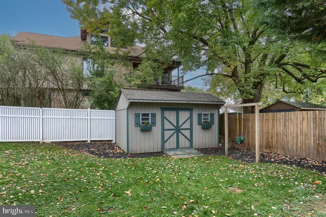 $319,900 | 324 East Areba Avenue, Hershey, PA 17033