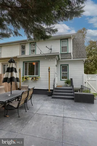 $319,900 | 324 East Areba Avenue, Hershey, PA 17033