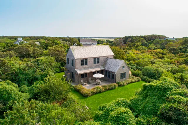 $17,995,000 | 33 Pocomo Road, Nantucket, MA 02554
