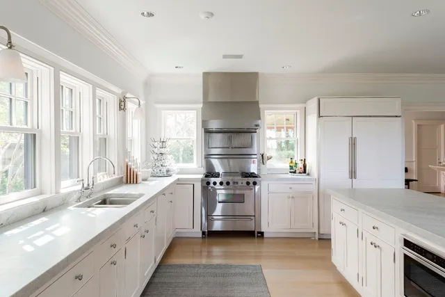 $17,995,000 | 33 Pocomo Road, Nantucket, MA 02554