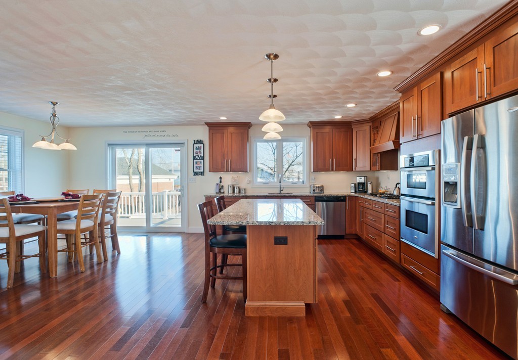 34 Kingsley Road Hull, MA 02045 - Photo 7 of 26