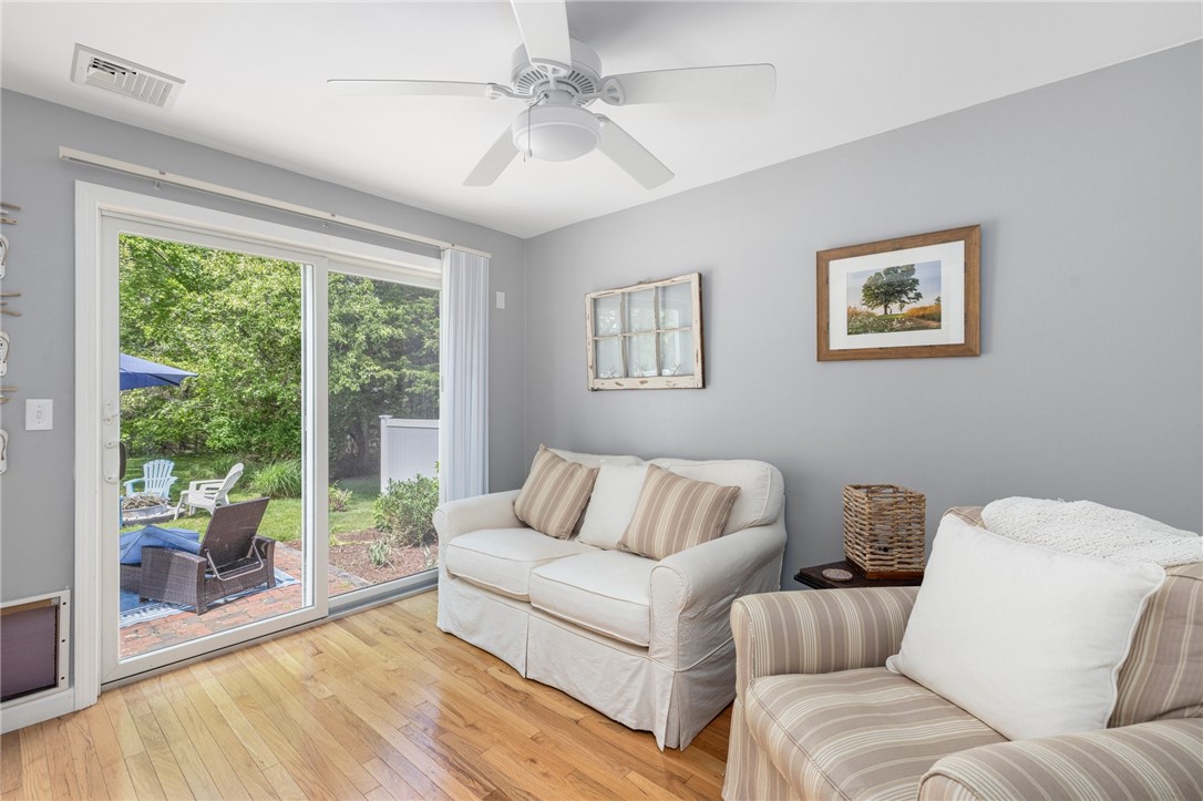 79 Willow Road Charlestown, RI 02813 - Photo 24 of 45 1st Floor Beach Room