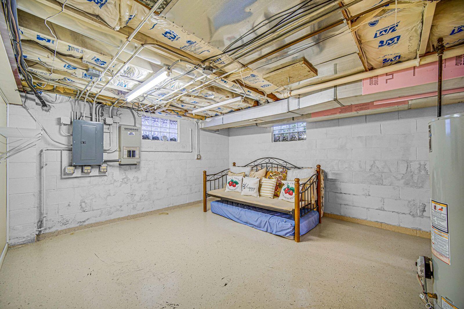 8017 Madison Avenue Munster, IN 46321 - Photo 28 of 36 1600x1067