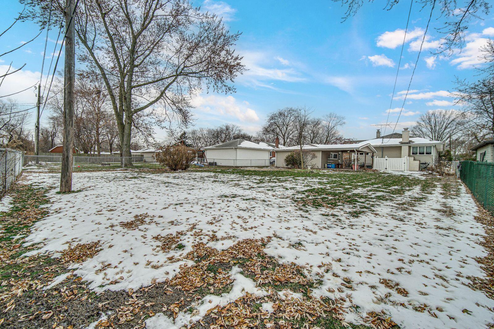 8017 Madison Avenue Munster, IN 46321 - Photo 33 of 36 1600x1067