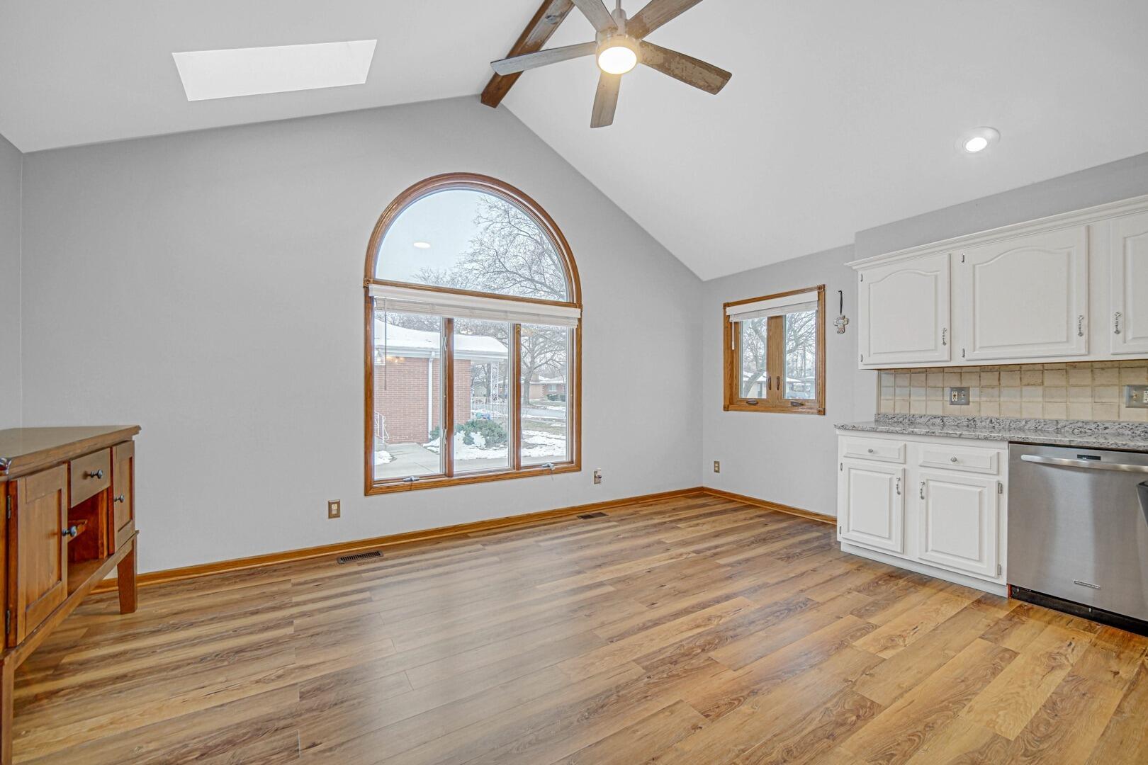 8017 Madison Avenue Munster, IN 46321 - Photo 7 of 36 1620x1080