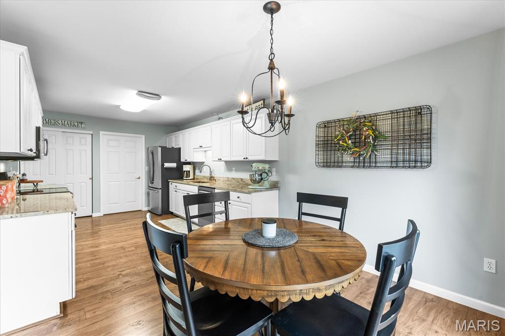 7420 Timberpoint Court Fairview Heights, IL 62208 - Photo 10 of 42