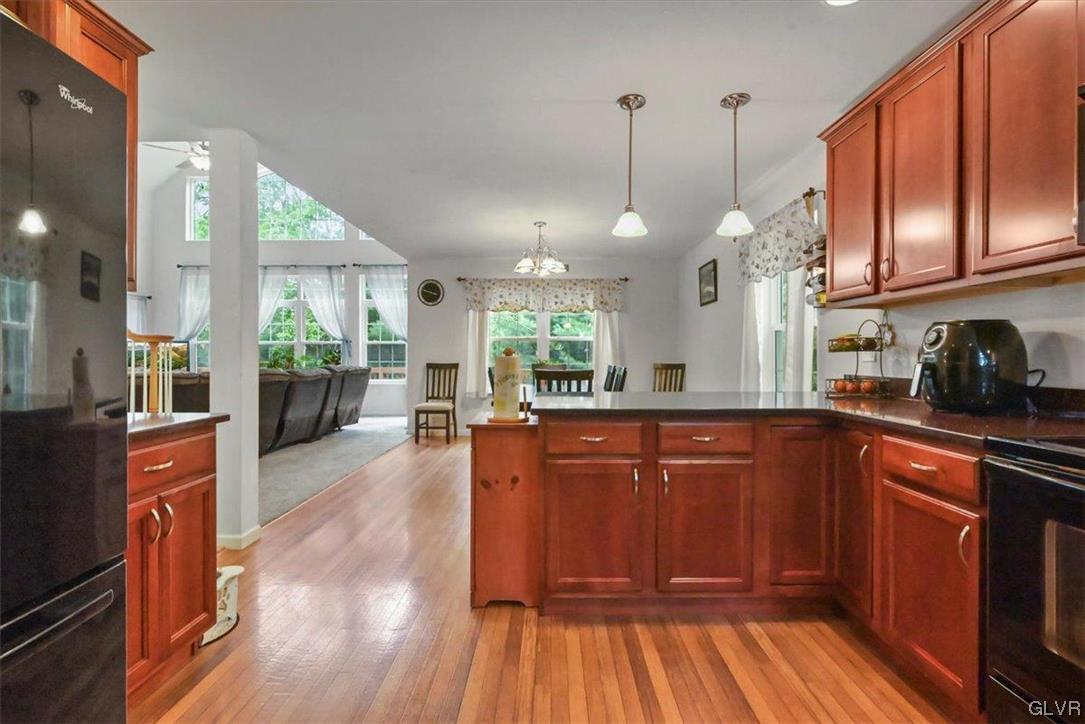 300 Spring Road Palmerton, PA 18071 - Photo 11 of 50 Gallery Image 11