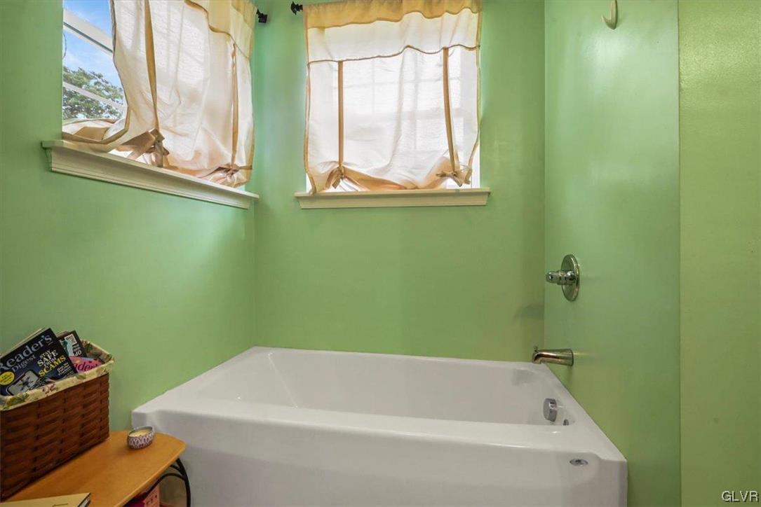 300 Spring Road Palmerton, PA 18071 - Photo 18 of 50 Gallery Image 18