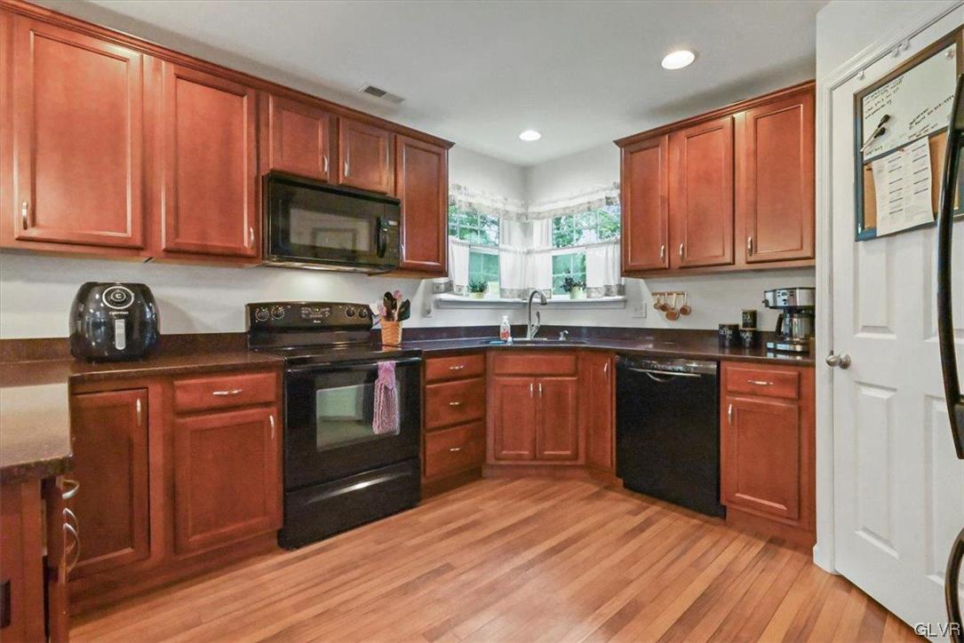 300 Spring Road Palmerton, PA 18071 - Photo 10 of 50 Gallery Image 10
