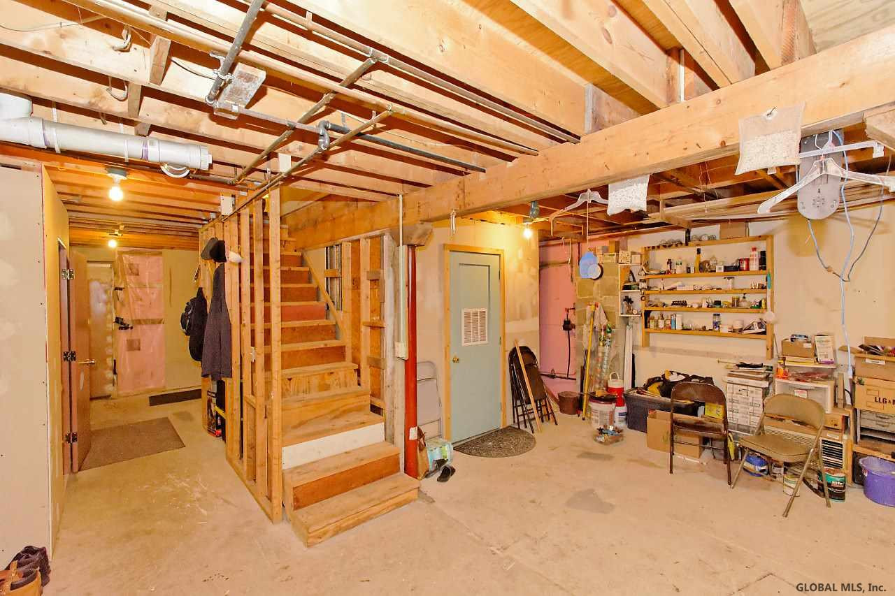 86 Spring Avenue Troy, NY 12180 - Photo 19 of 25 Photo 19