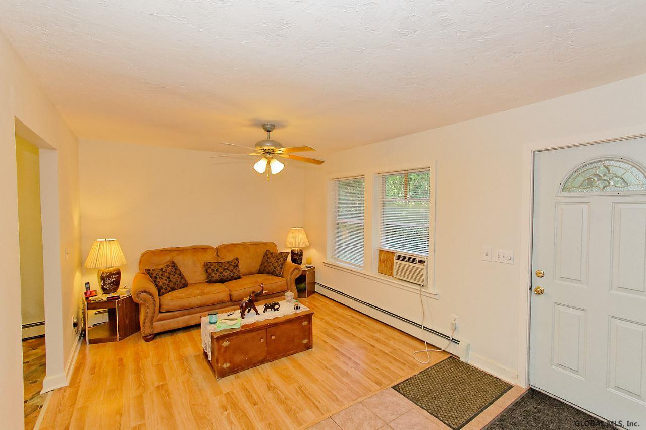 86 Spring Avenue Troy, NY 12180 - Photo 4 of 25 Photo 4