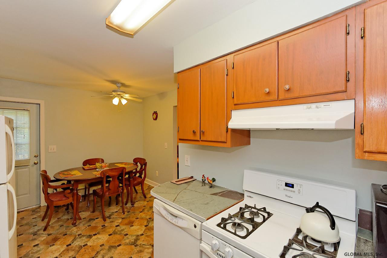 86 Spring Avenue Troy, NY 12180 - Photo 10 of 25 Photo 10