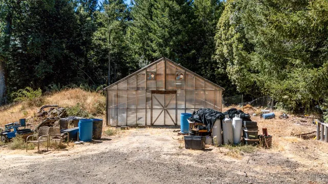 $995,000 | Undisclosed Address, Laytonville, CA 95454