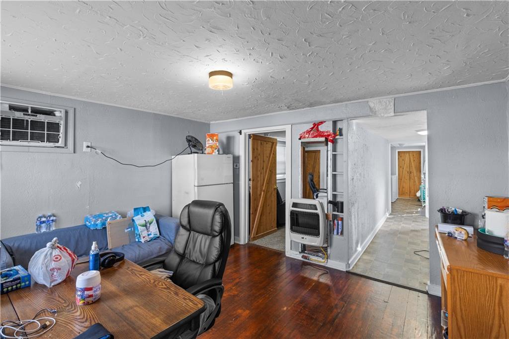 805 Rhodes Avenue Grandview, MO 64030 - Photo 12 of 21