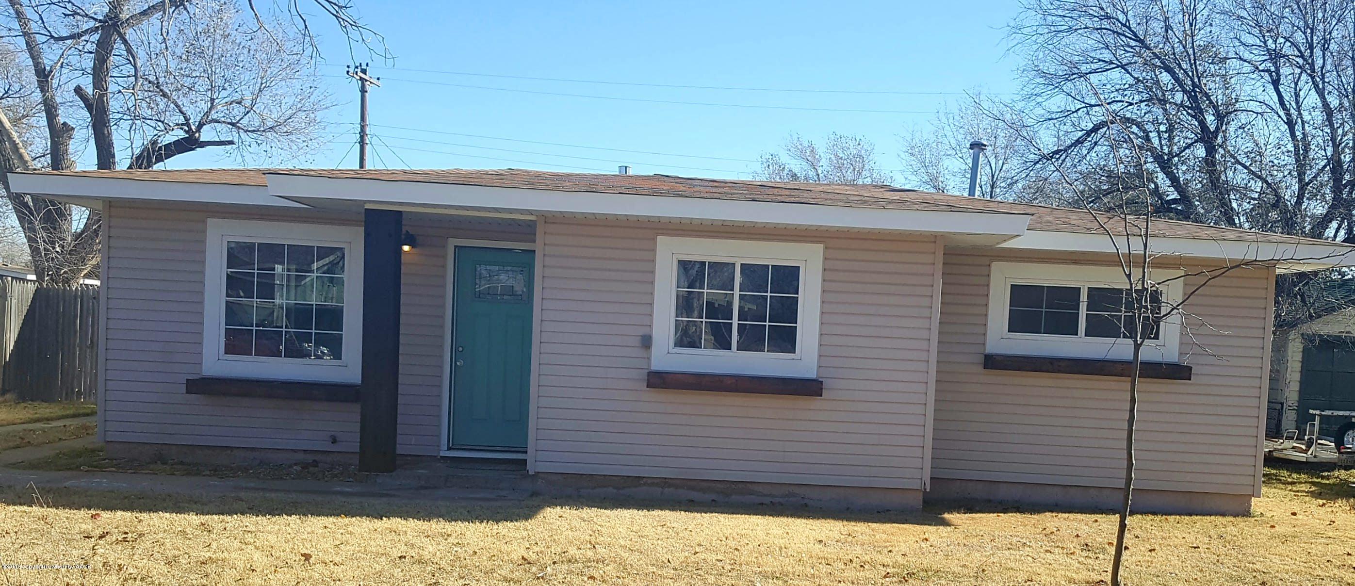 4413 South Ong Street Amarillo, TX 79110 - Photo 1 of 15 20161210_140900