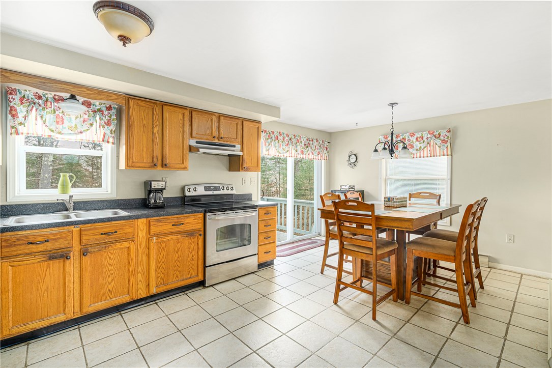 4 Bass Rock Road Richmond, RI 02812 - Photo 8 of 31