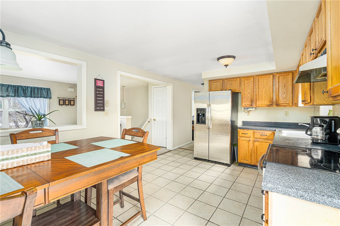 4 Bass Rock Road Richmond, RI 02812 - Photo 10 of 31