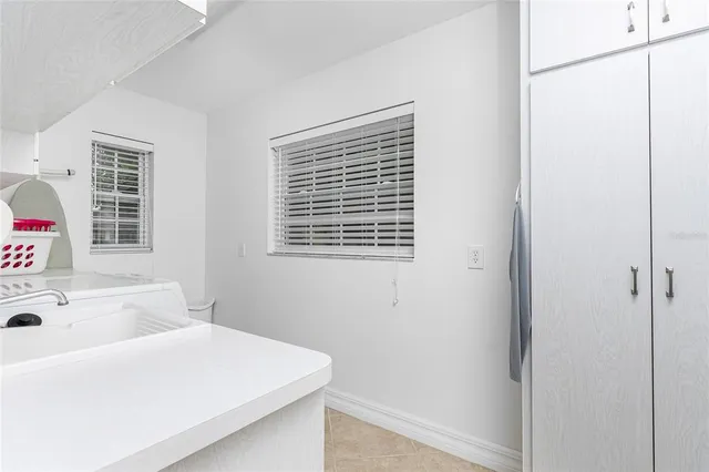 $649,000 | 416 Devonshire Lane, Venice, FL 34293