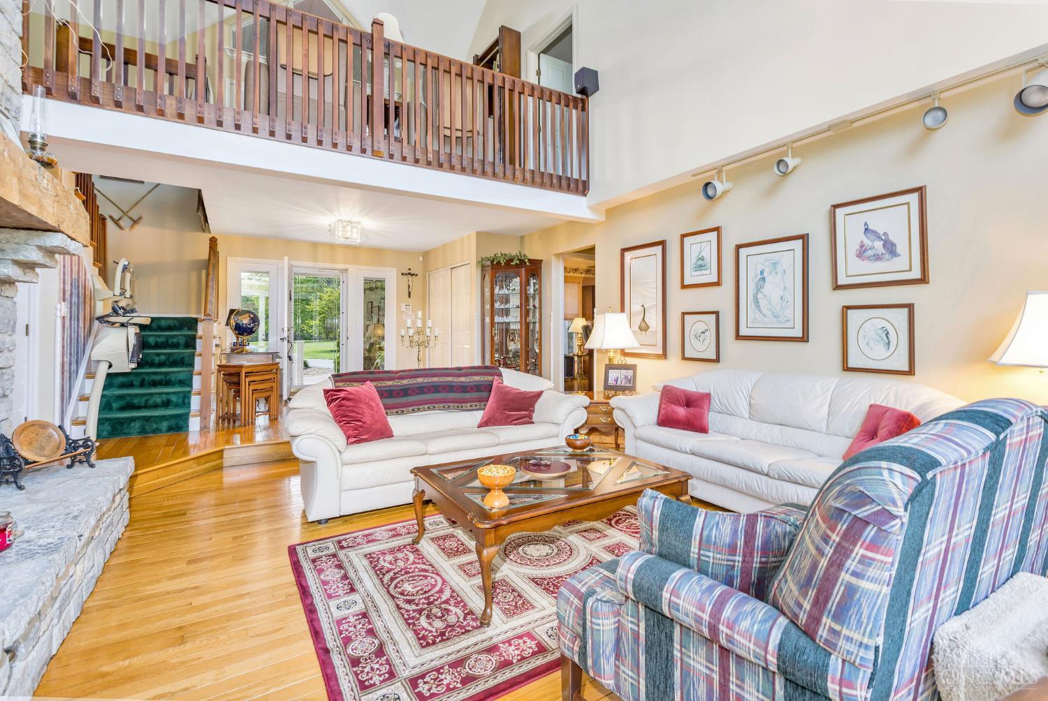 4885 Beechwood Road Cincinnati, OH 45244 - Photo 17 of 51