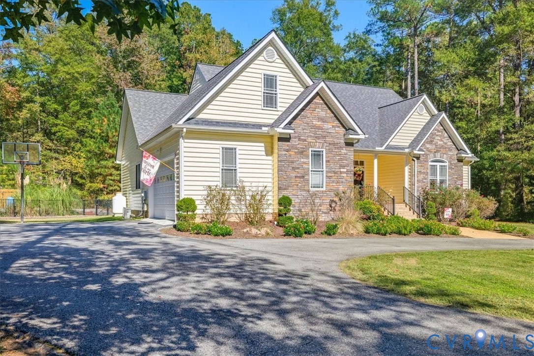 21600 Sappony Road Moseley, VA 23120 - Photo 2 of 39
