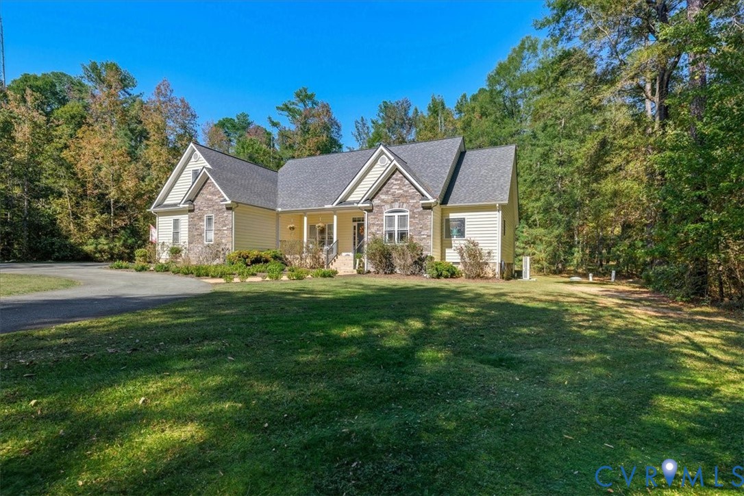 21600 Sappony Road Moseley, VA 23120 - Photo 3 of 39