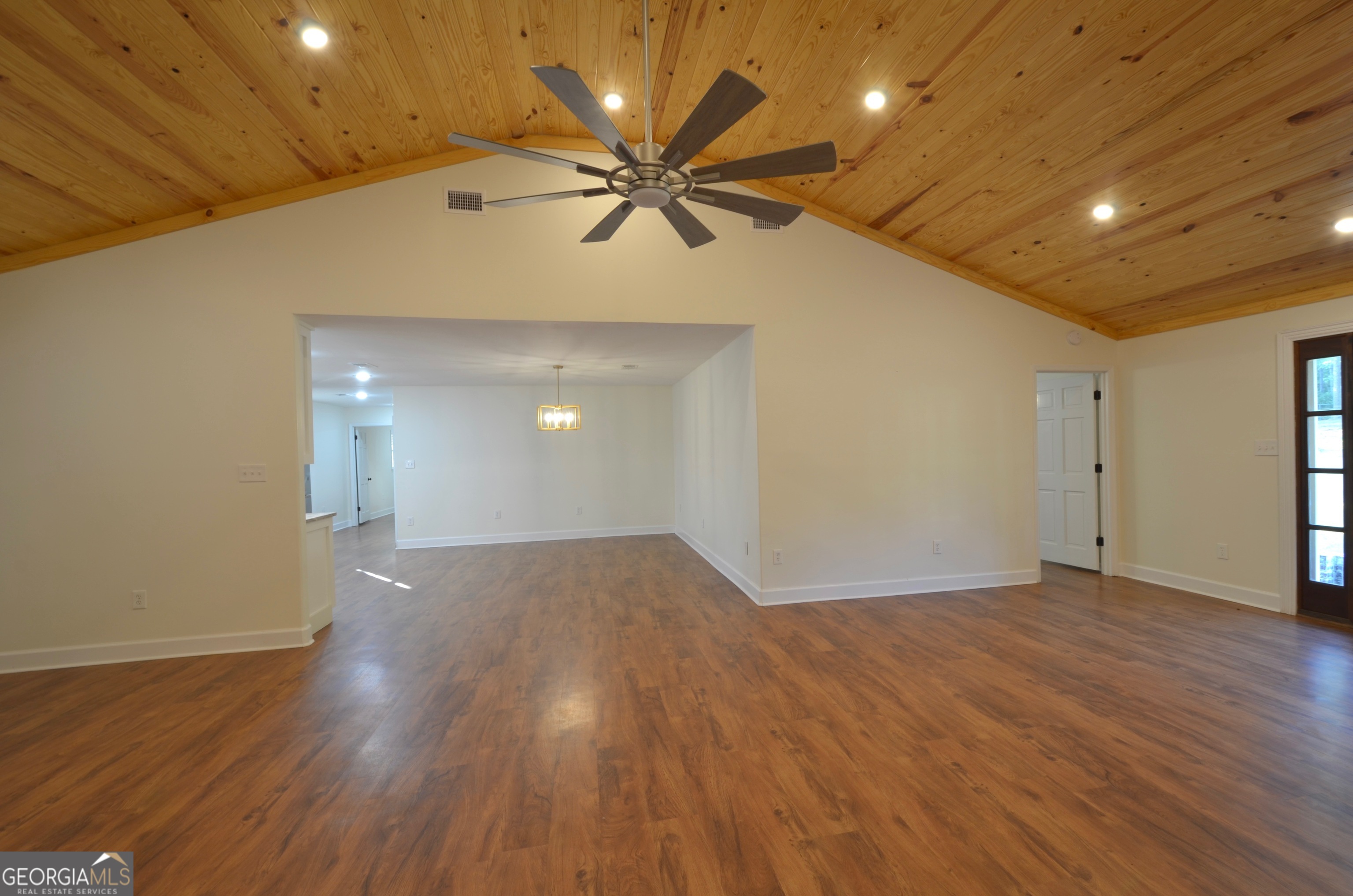 859 Silver Road East Dublin, GA 31027 - Photo 16 of 74