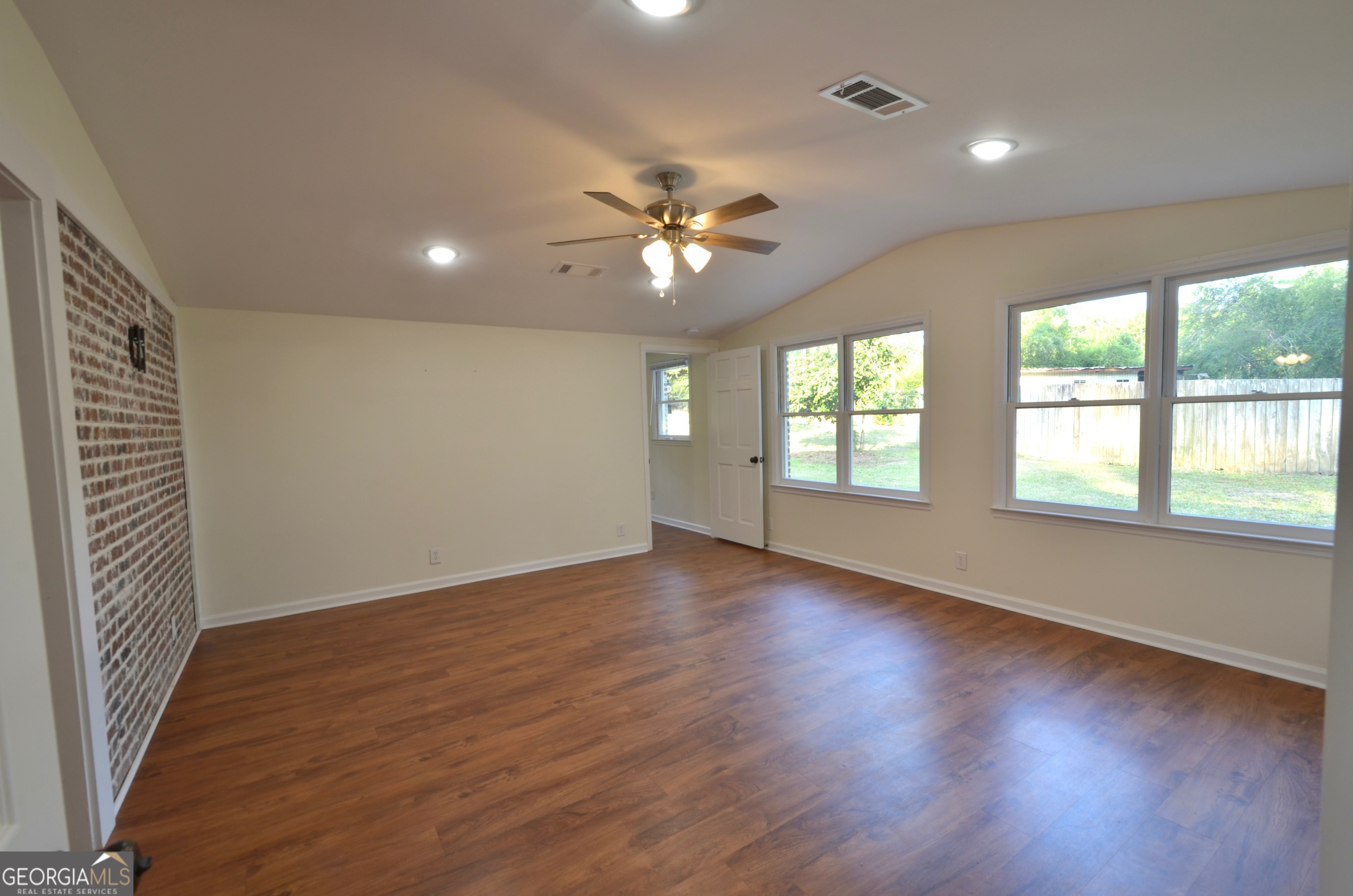 859 Silver Road East Dublin, GA 31027 - Photo 18 of 74