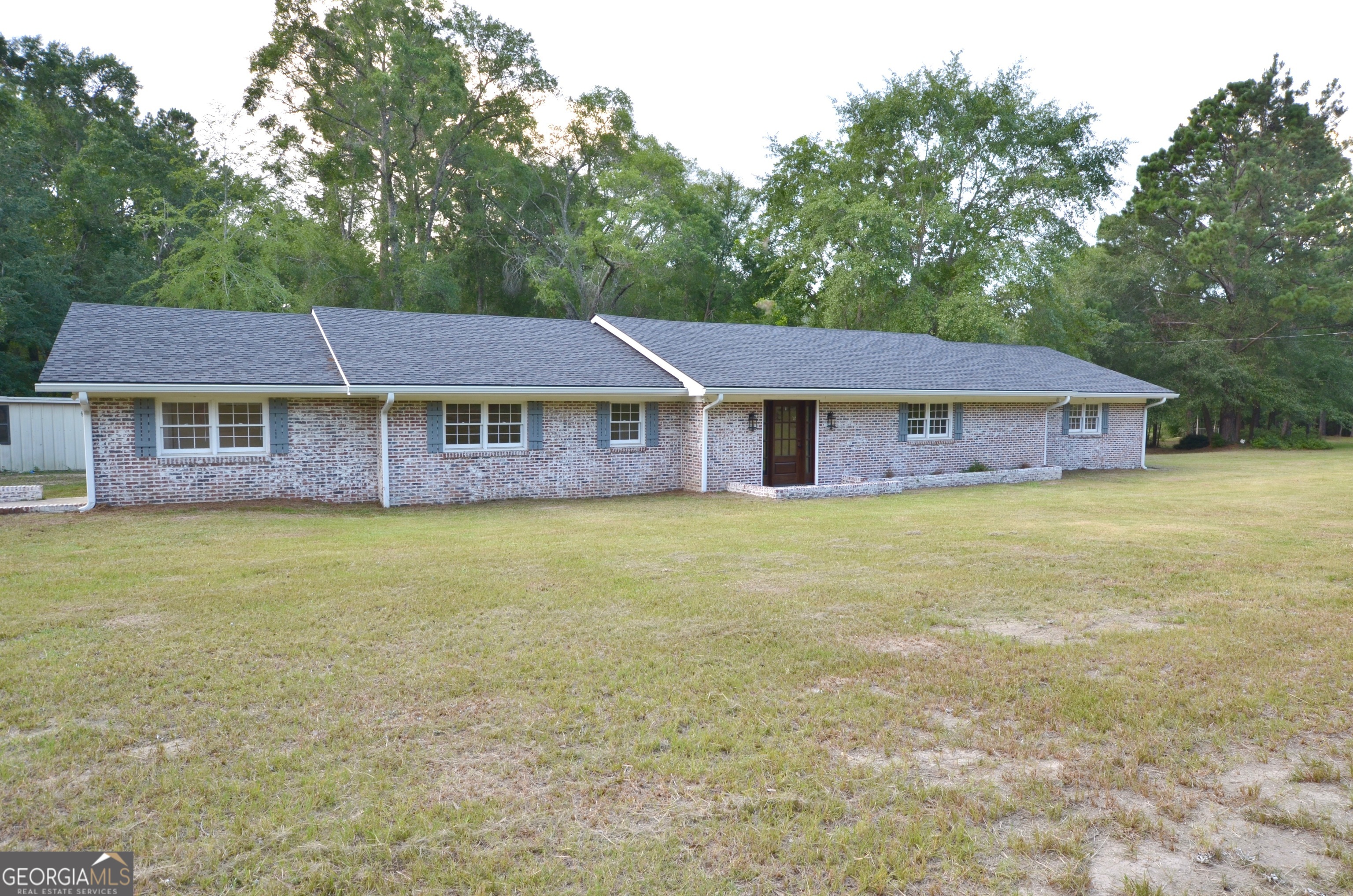 859 Silver Road East Dublin, GA 31027 - Photo 2 of 74