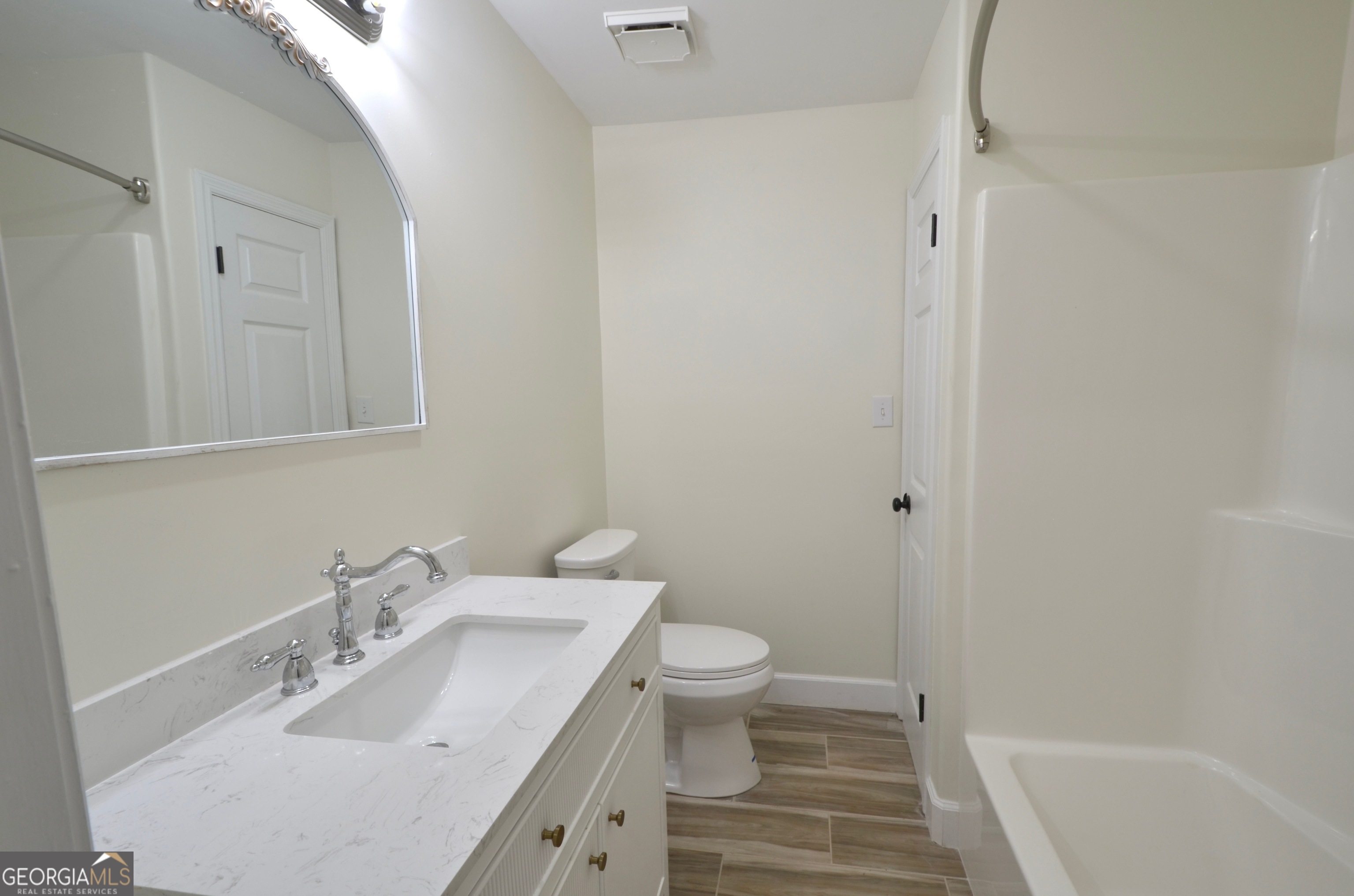 859 Silver Road East Dublin, GA 31027 - Photo 35 of 74