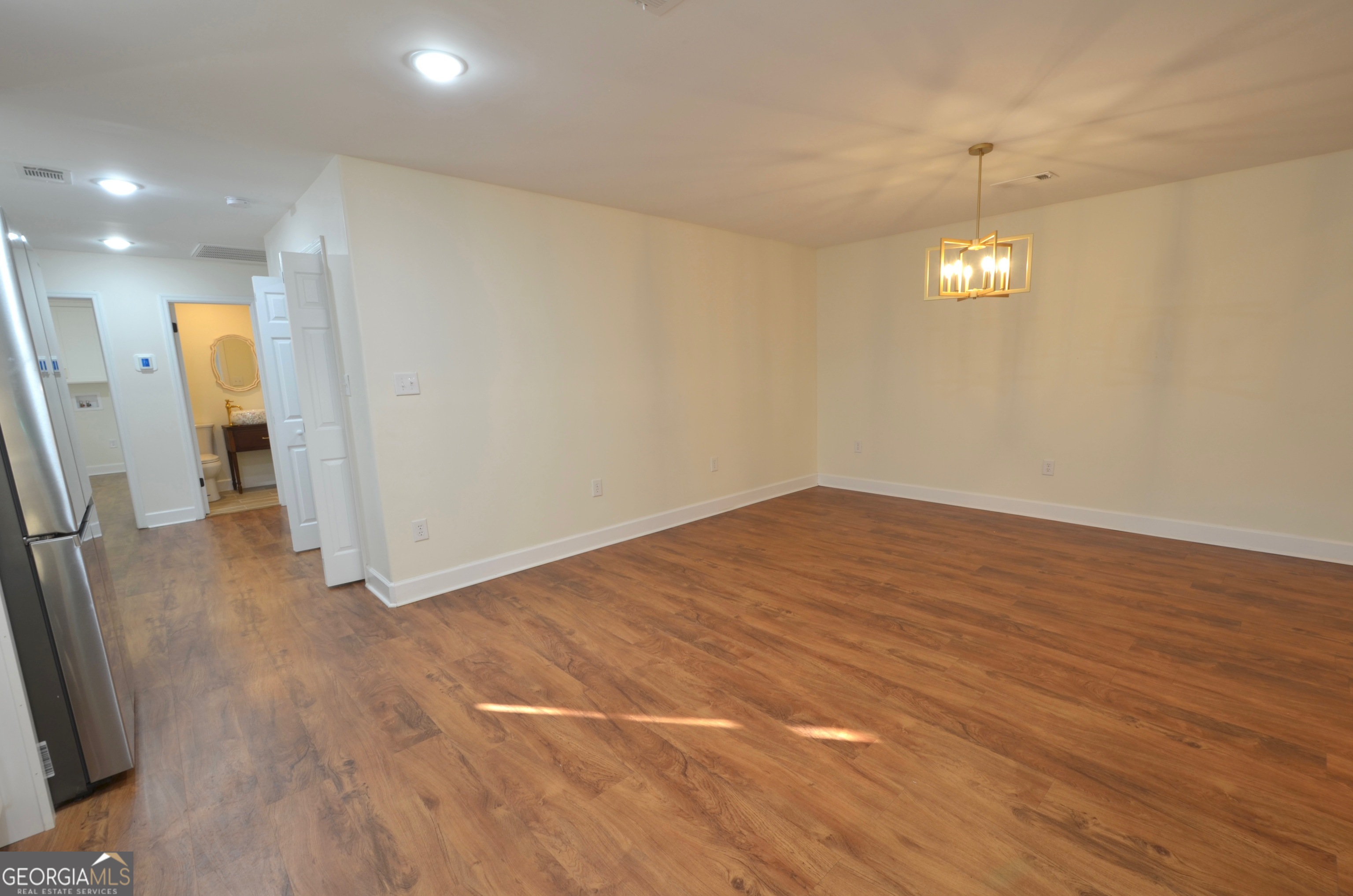 859 Silver Road East Dublin, GA 31027 - Photo 10 of 74