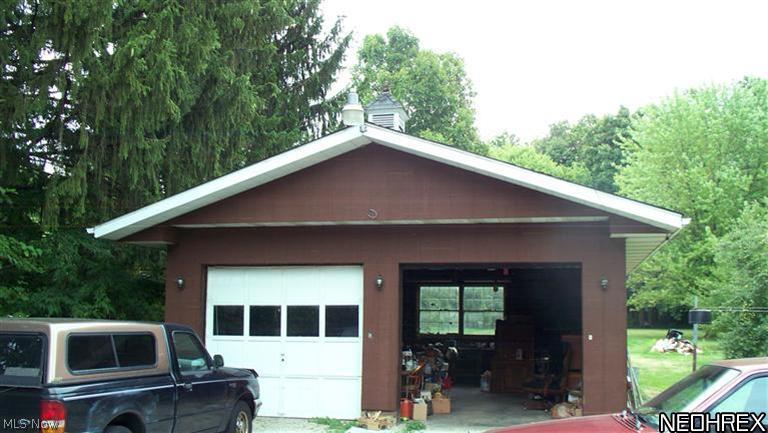 15003 Hametown Road Doylestown, OH 44230 - Photo 2 of 5 30 x 24 Garage with 9' doors, heat, and 220.