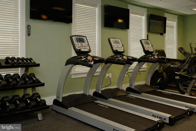 $479,900 | 7911 Burbank Avenue, Fredericksburg, VA 22407