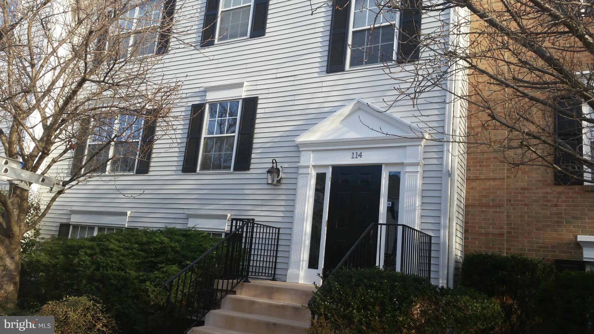 114 Fort Evans Road Southeast, Unit C Leesburg, VA 20175 - Photo 1 of 18 Exterior (Front)